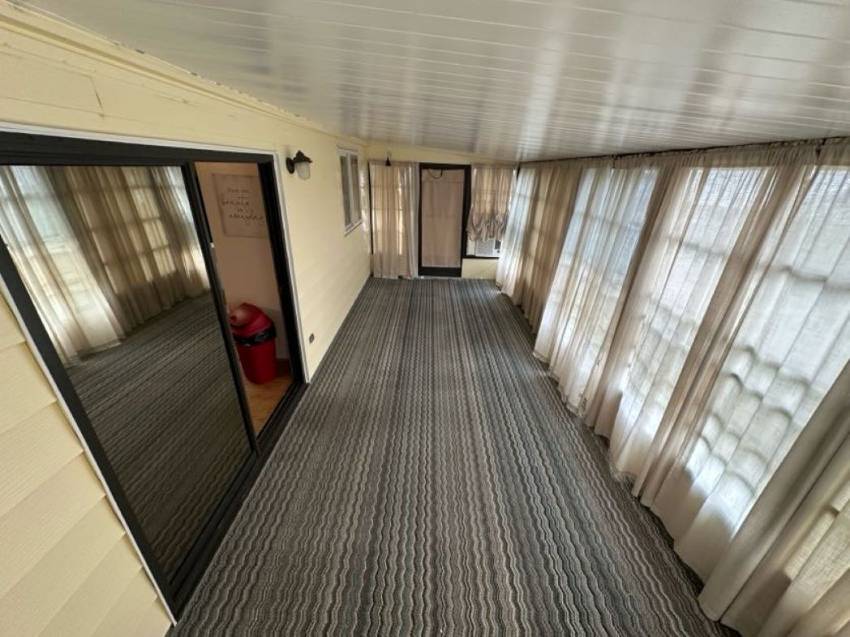 125 Rigi Slope Drive a Winter Haven, FL Mobile or Manufactured Home for Sale